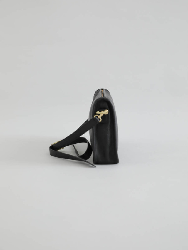 forme フォルメ｜Banks M（black）