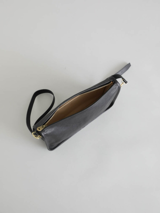 forme フォルメ｜Banks M（black）