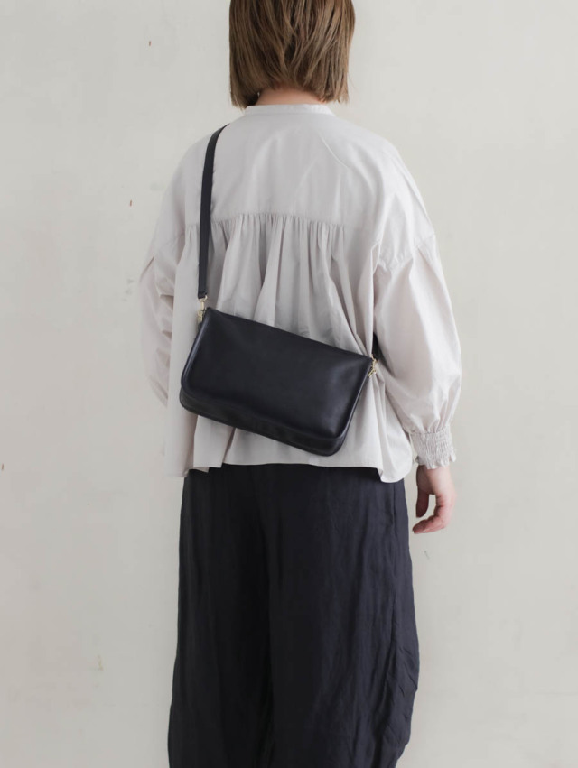 forme フォルメ｜Banks M（black）