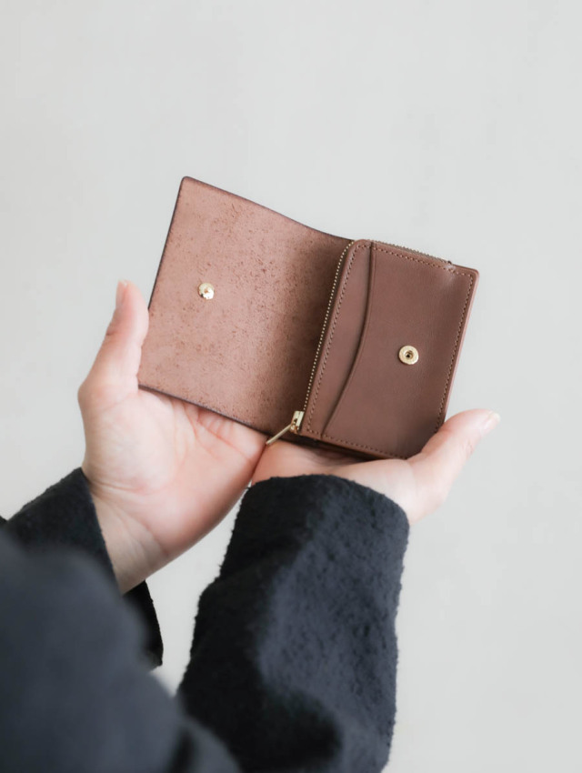 forme change purse フォルメ 小銭入れ 財布 forme｜Change purse（Dark Brown,Black）Liscio｜通販 - ソコノワ