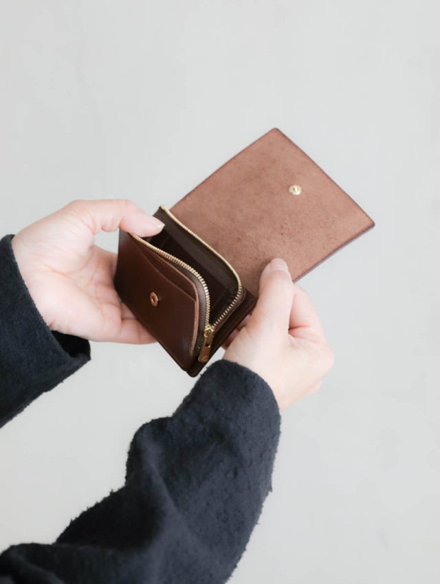 美品】formeフォルメ change purse リスシオキボシ
