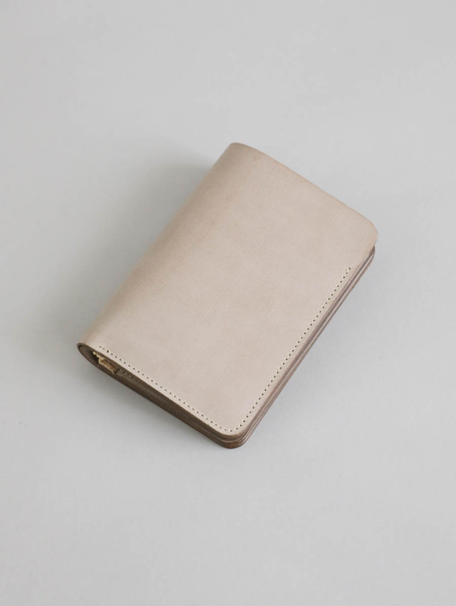 forme フォルメ|ショートウォレット(nebbia)Verdon forme フォルメ|ショートウォレット(nebbia)Verdon