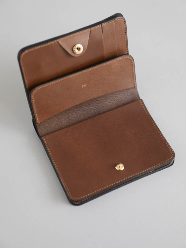 forme フォルメ｜Post wallet Serpentine（black × brown