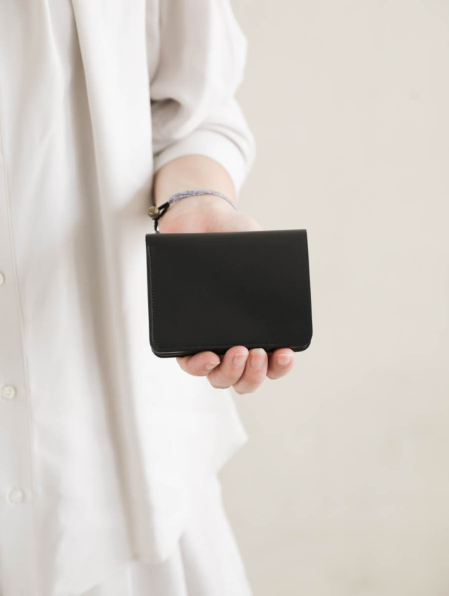 forme フォルメ Post wallet Serpentine / SHF forme（フォルメ）Post wallet（Black×Black）Serpentine｜通販