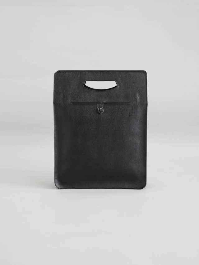 forme フォルメ｜Ernesto L black