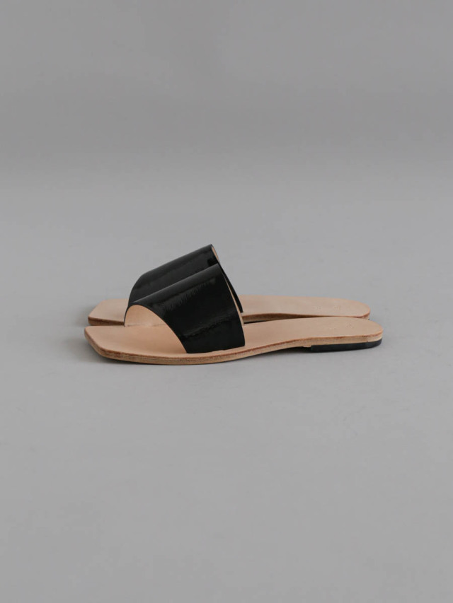 _Fot フォート / patent sandals ブラック