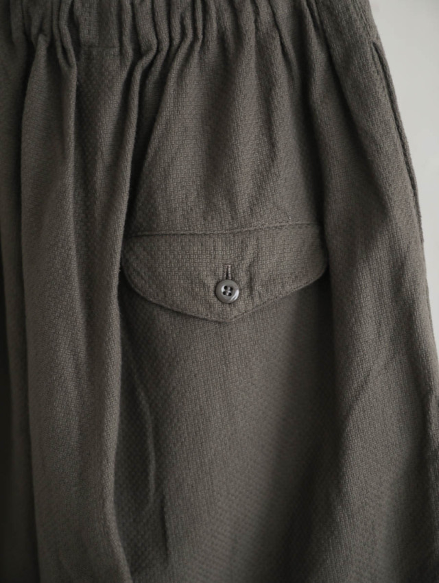 ゴーシュ｜コットンドビーワイドパンツ（カーキ）