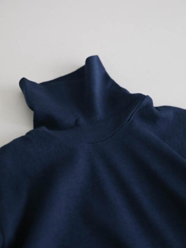 ゴーシュ　スーピマカシミアフライス タートルネック 　Navy 　新品未使用 ゴーシュ｜スーピマカシミアフライスタートルネック