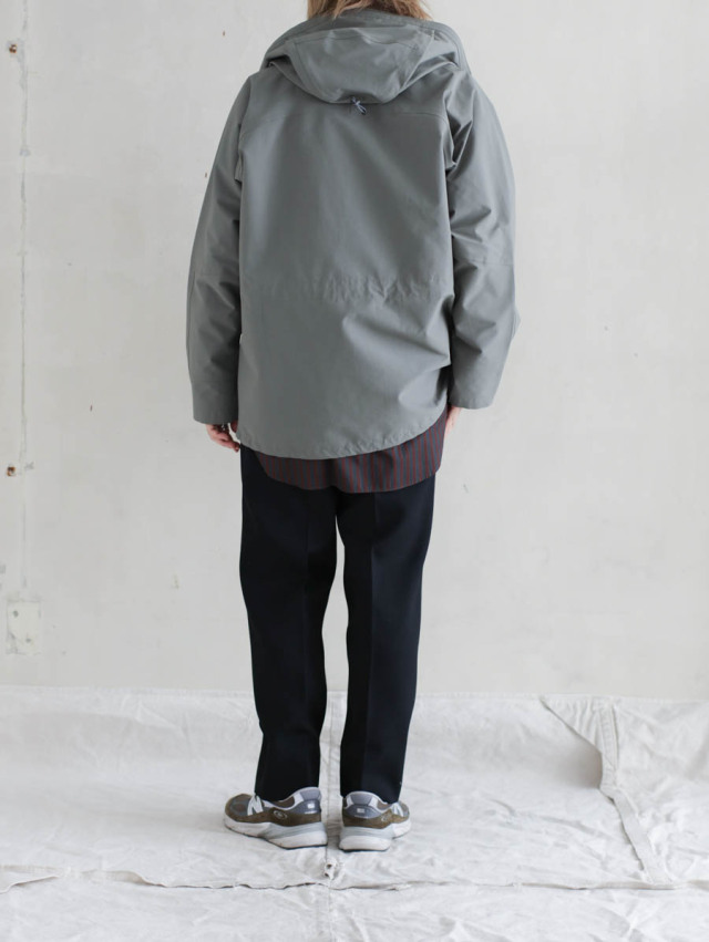 HEUGN ユーゲン｜Hoodie（グレー）