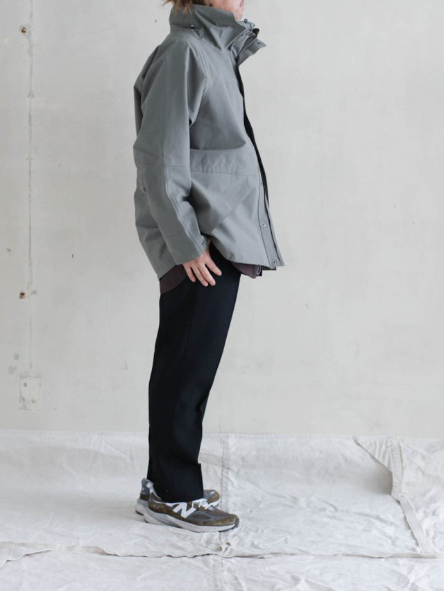 HEUGN ユーゲン｜Hoodie（グレー）