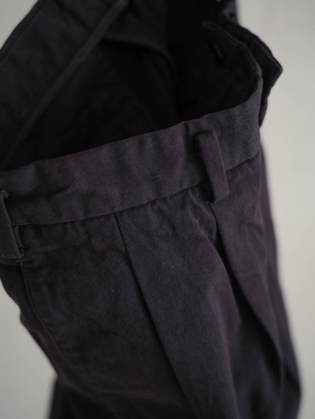 HEUGN ユーゲン / George Over dyed ワイン