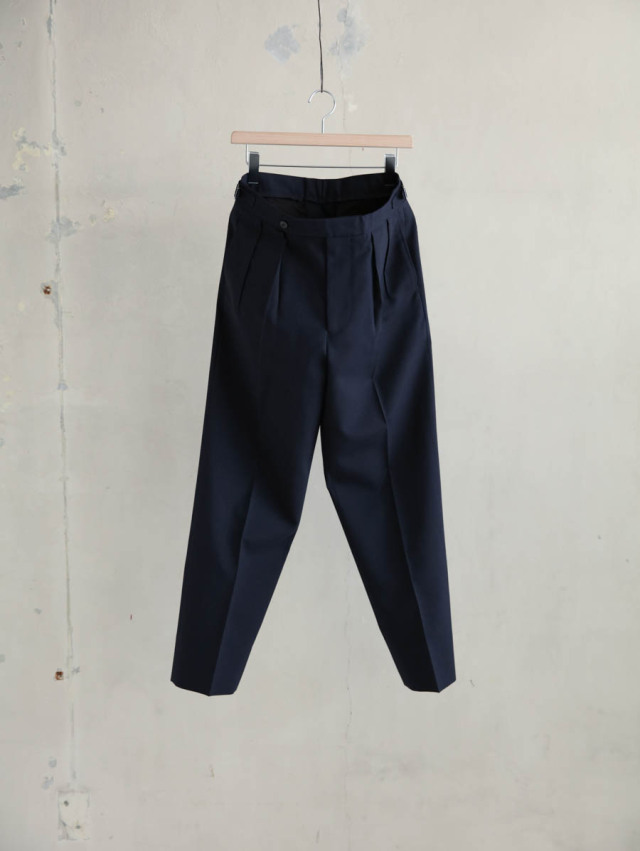 パンツ HEUGN e NAVY Size 2 HEUGN ユーゲン｜Aaron（ネイビー）