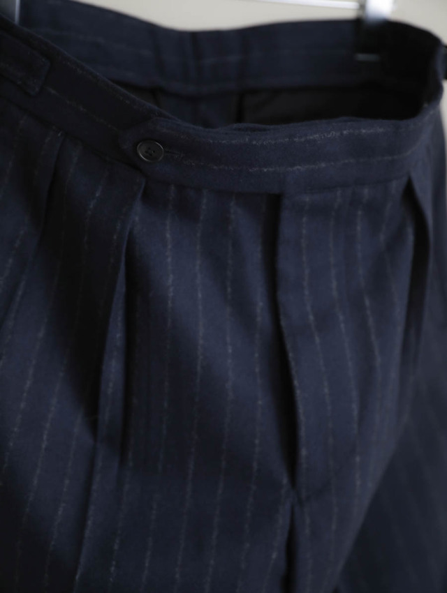 HEUGN ユーゲン｜Aaron Wide Stripe（ネイビー）