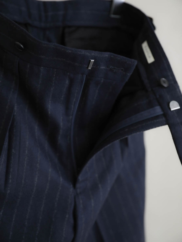 HEUGN ユーゲン｜Aaron Wide Stripe（ネイビー）