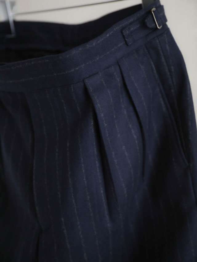 HEUGN ユーゲン｜Aaron Wide Stripe（ネイビー）