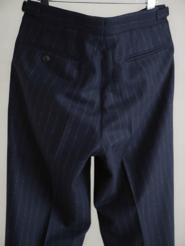 HEUGN ユーゲン｜Aaron Wide Stripe（ネイビー）