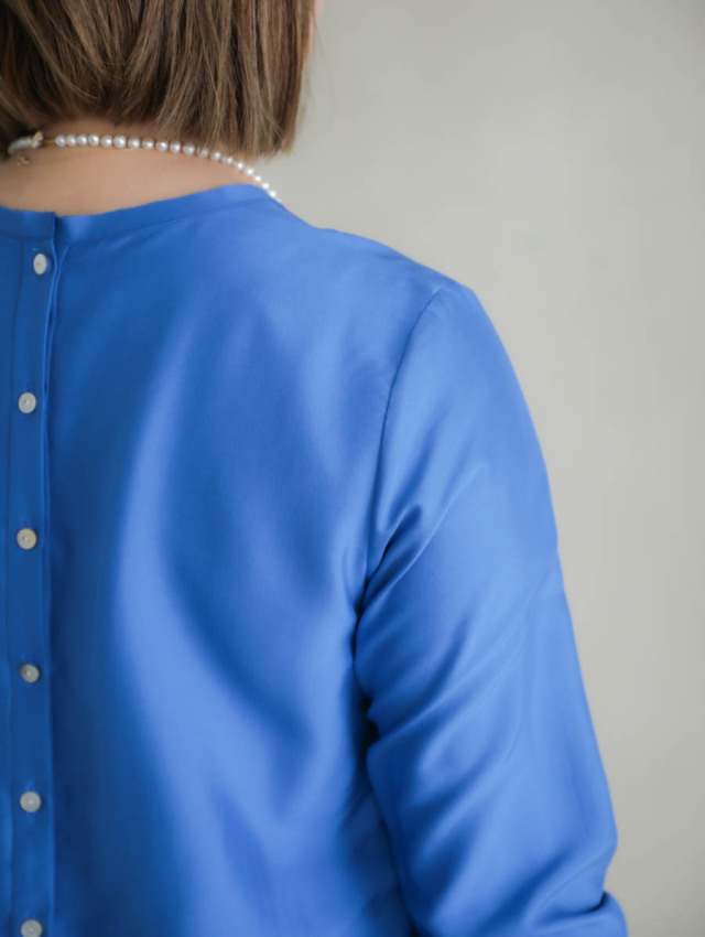 humoresque ユーモレスク｜crewneck blouse ブルー