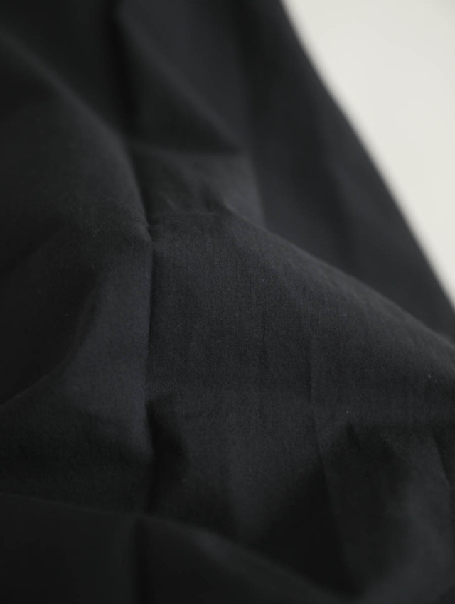 MAGALI コットンスウェット　スイッチングプルオーバー　ブラック　新品 MAGALI】コットンシルケット·スエット·プルオーバー／アイボリー