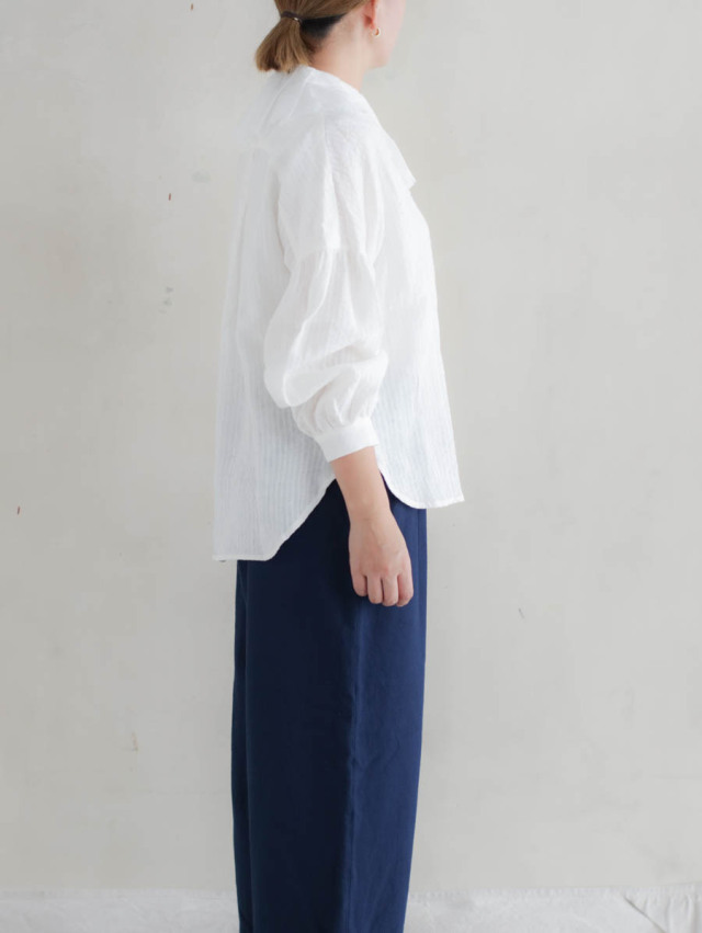 MAGALI マガリ｜ストライプリネンアンティークカラーブラウス（オフ