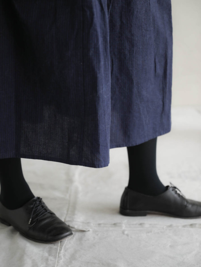 MAGALI マガリ｜インディゴコットンリネンフリルワンピース（ネイビー）