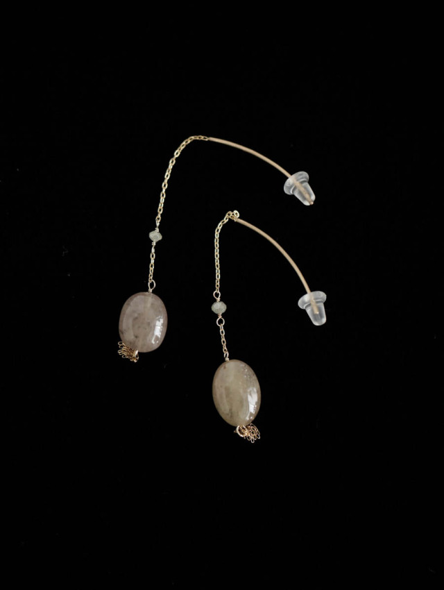 MAISON RUBUS. メゾンルーバス　天然石ピアス MAISON RUBUS. メゾンルーバス｜onde pierce