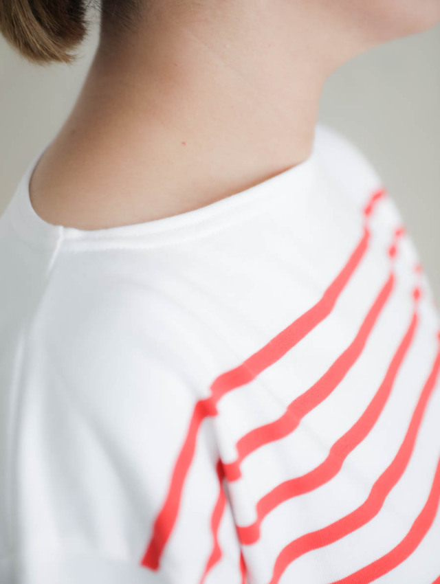 OUTIL ウティ｜tricot aast（off × high risk red）バスクシャツ