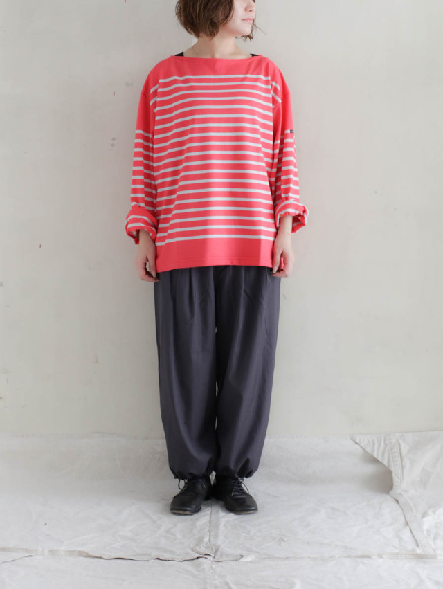 OUTIL ウティ｜tricot aast（rouge red/nimbus cloud）バスクシャツ