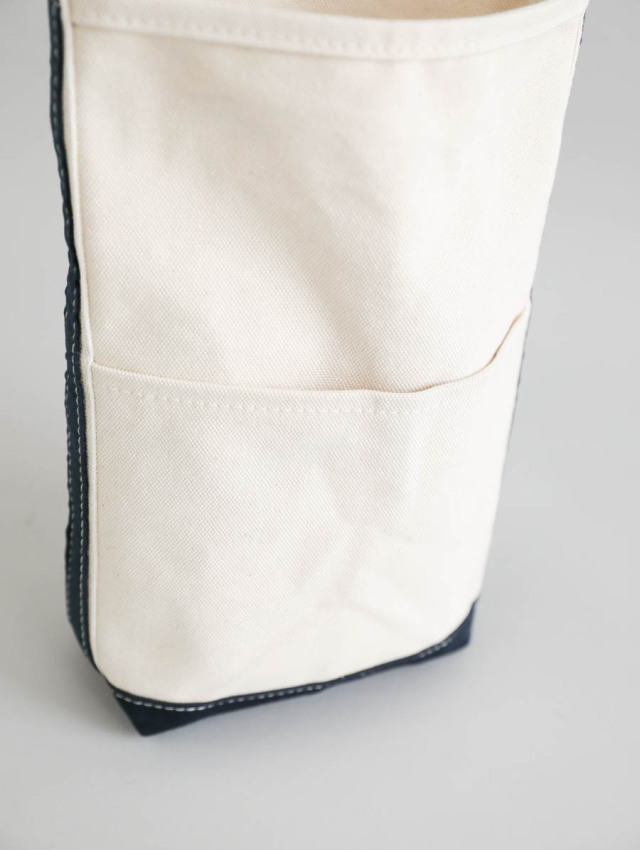 OUTIL ウティ｜sac mouchard ボトルバッグ ecru × indigo