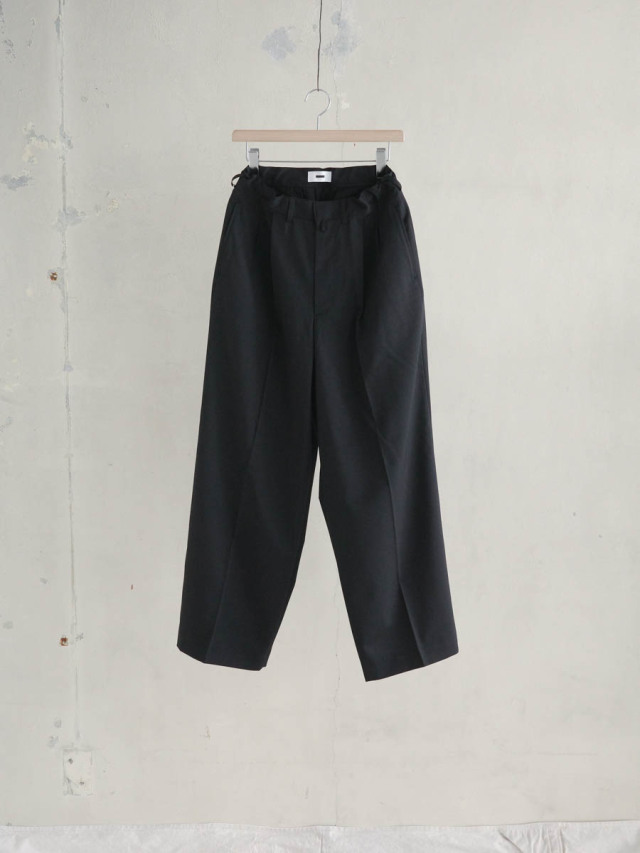 REVERBERATE リバーバレイト｜TACKED TROUSERS - STANDARD ブラック
