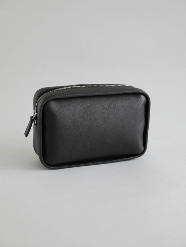 SHOJIFUJITA ショルダーバッグ 新品 SHOJIFUJITA ショウジフジタ｜OUTIL 4（ブラック）ボックス型