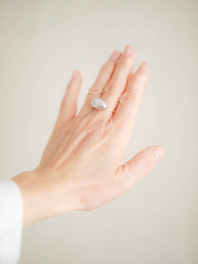 SIRISIRI シリシリ｜Harmonia Ring G Pearl Moon