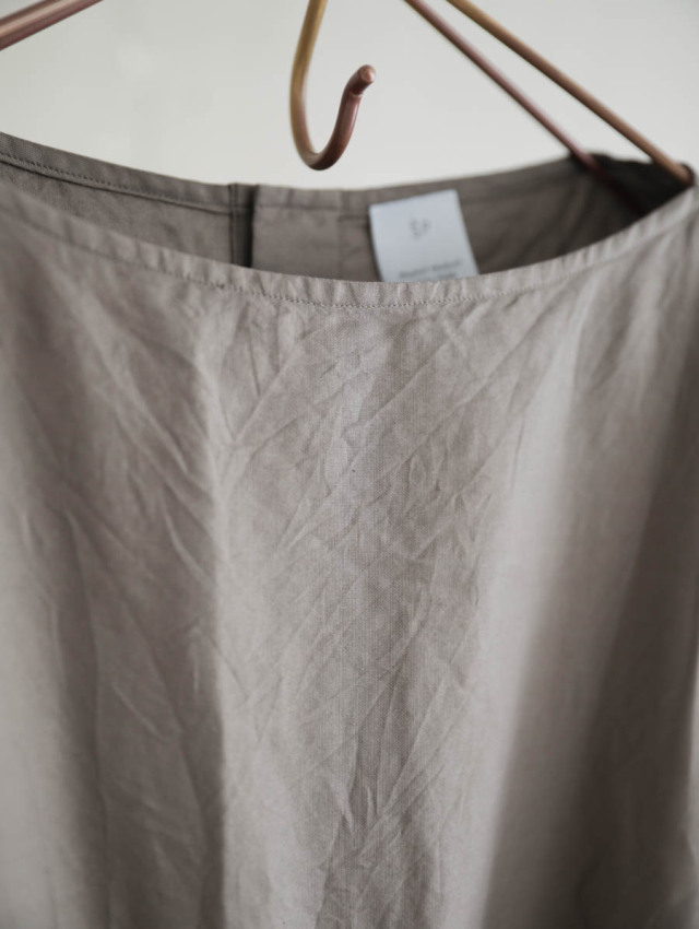 SP エシュペー｜ワイドギャザーブラウス（ブラウン）