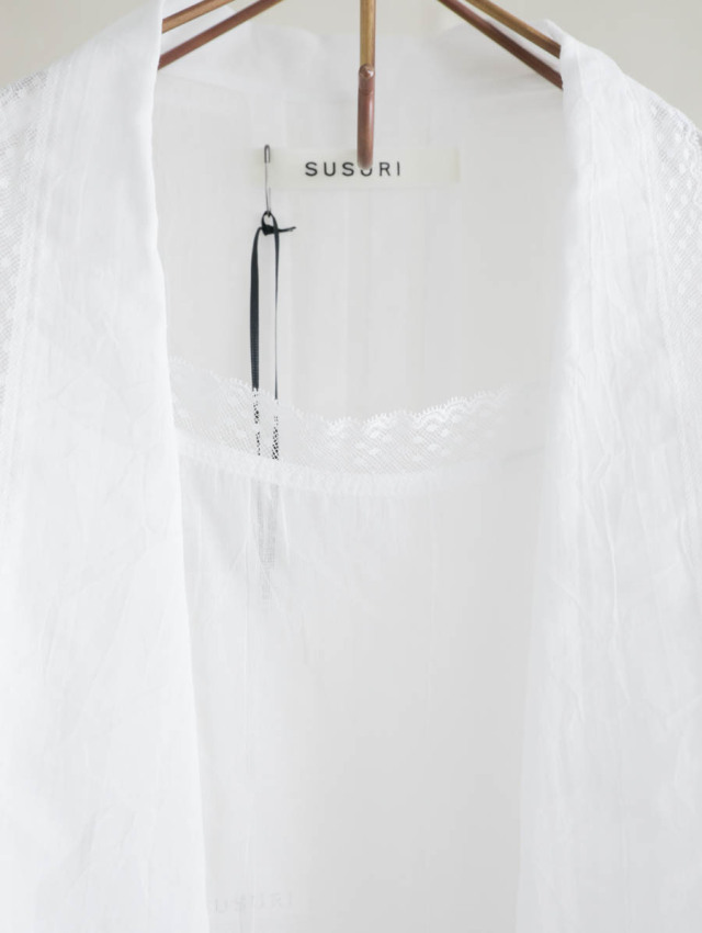 SUSURI ススリ｜クロウブラウス（white）