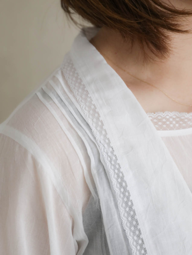SUSURI ススリ｜クロウブラウス（white）