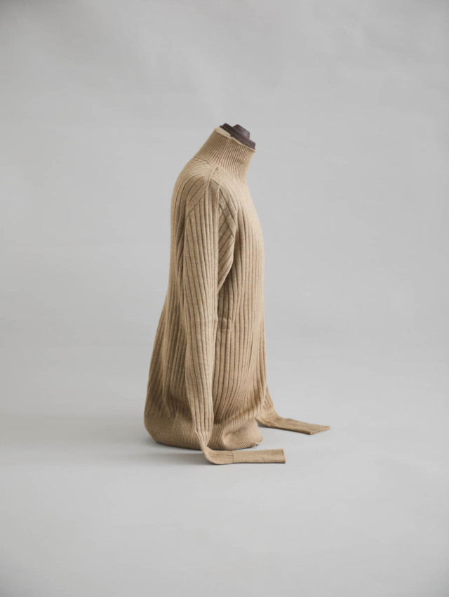 susuri シルクニット　ポエータハイネックニット　rye susuri シルクニット ポエータハイネックニット rye