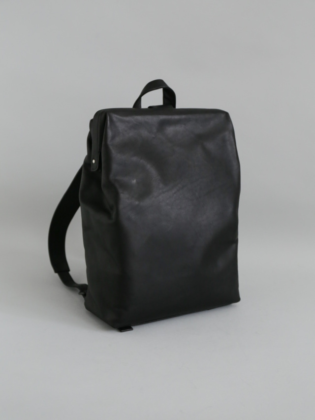 tachino chie CHICSAC レザーリュック tachino chie CHICSAC レザーリュック