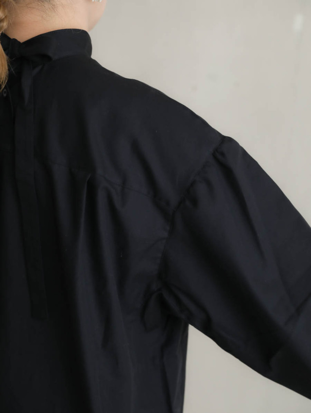 【セール中！新品美品】THE HINOKI オーガニックコットン黒ワンピース THE HINOKI (ザ ヒノキ) オーガニックコットンスタンドカラードレス