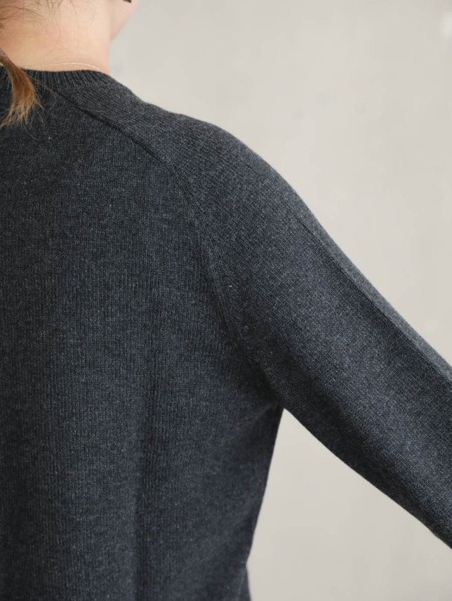 TORICI トリチ｜ヴィランセーター7（ダークグレー）