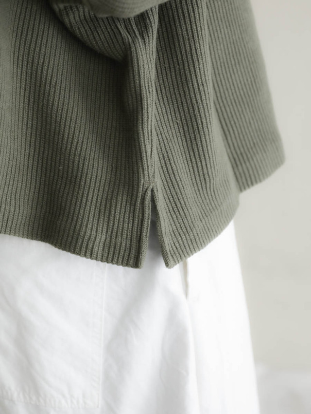 UNIVERSAL TISSU ユニヴァーサルティシュ｜リブニットモックネック