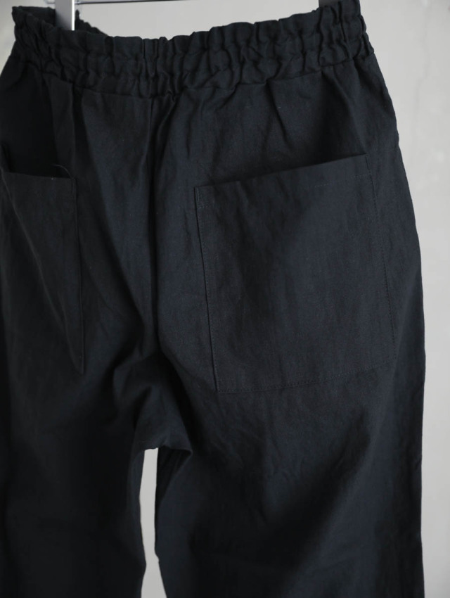 【hina】UNIVERSAL TISSU リネン ジョガーパンツ UNIVERSAL TISSU】トリプルワッシャーリネン ジョガーパンツ