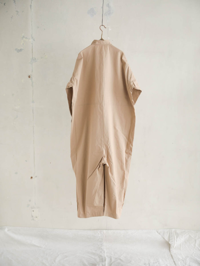 UNIVERSAL TISSU ユニヴァーサルティシュ｜コンパクトウェザーサルエル