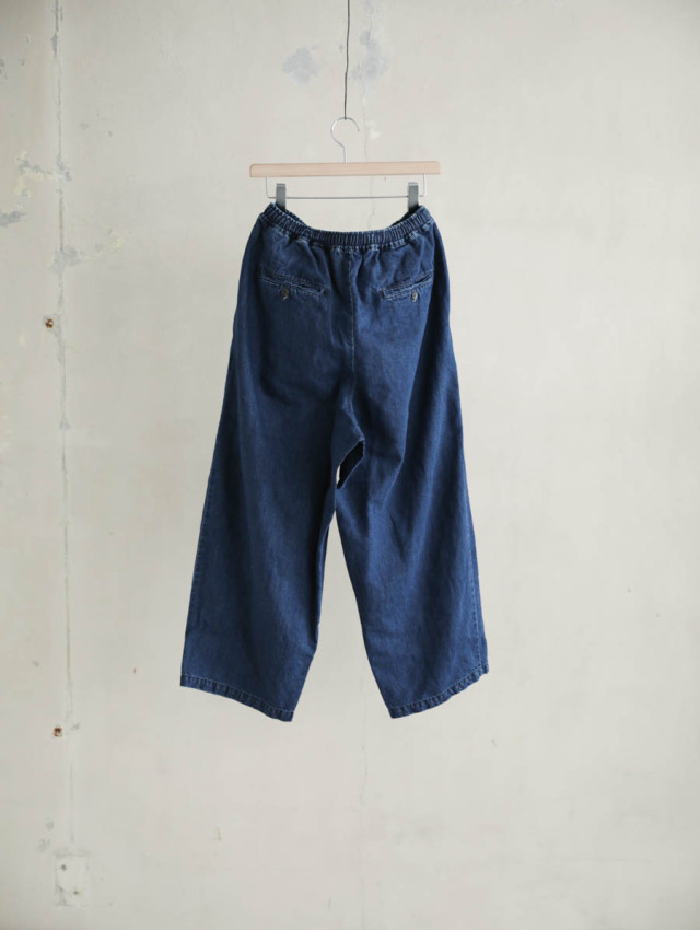 Veritecoeur ヴェリテクール｜デニムタックパンツ（STONE WASH