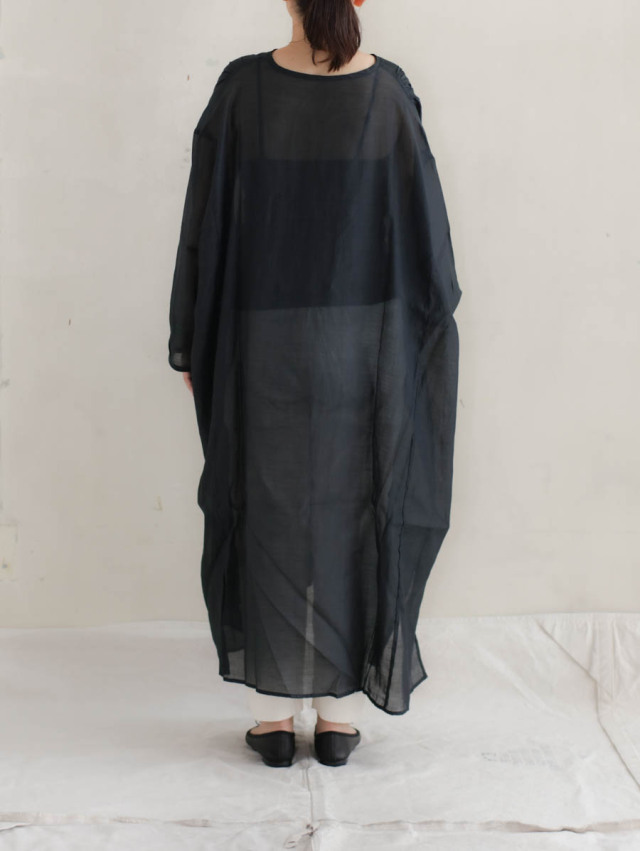 Veritecoeur ヴェリテクール / サブリナストレッチパンツ CREAM