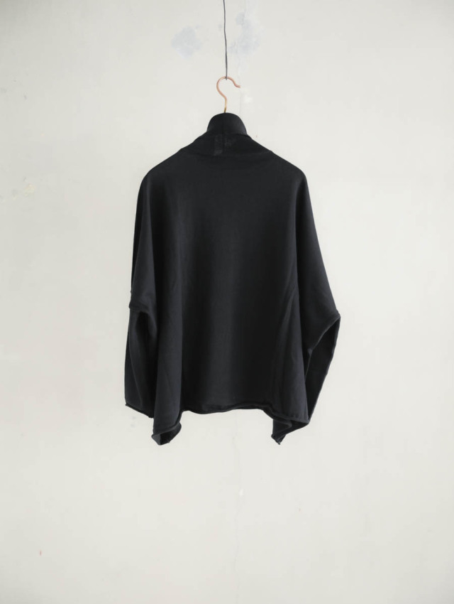 新品　Veritecoeur ヴェリテクール クルーネックニット ブラック Veritecoeur ヴェリテクール｜5COL TURTLE NECK（ブラック）ST-149