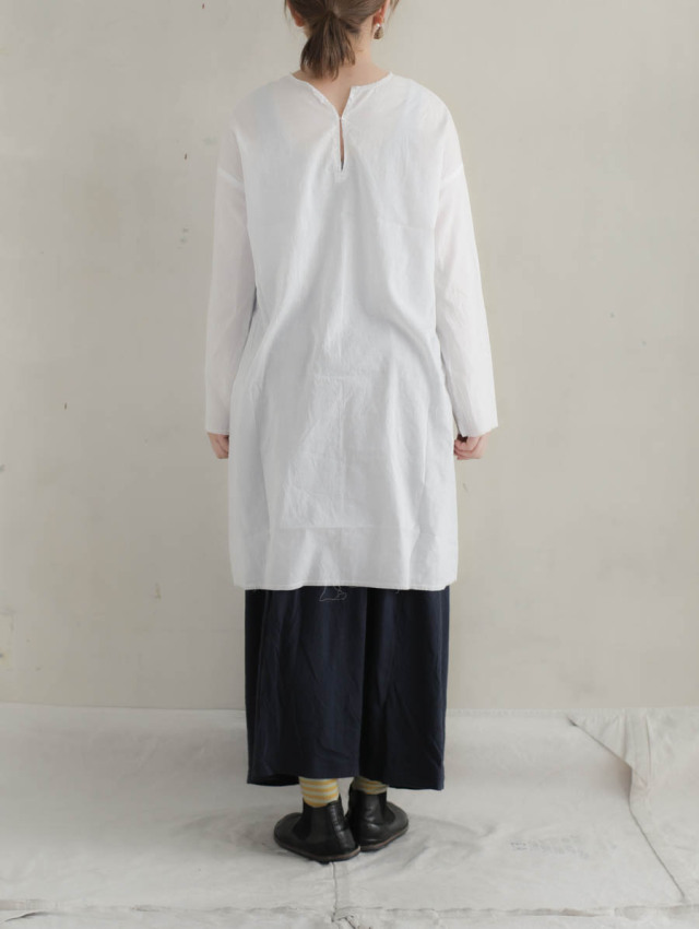 Veritecoeur ヴェリテクール / カットオフワンピース WHITE 