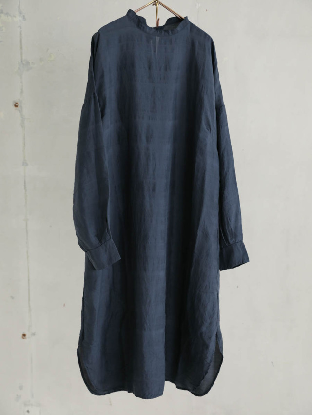 Veritecoeur ヴェリテクール / シックシルクスタンドカラーワンピース  