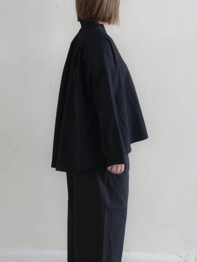 美品　ヴェリテクール　長袖ブラウス　ヘンプ　プルオーバー　ブラック 56-st-198-1.jpg