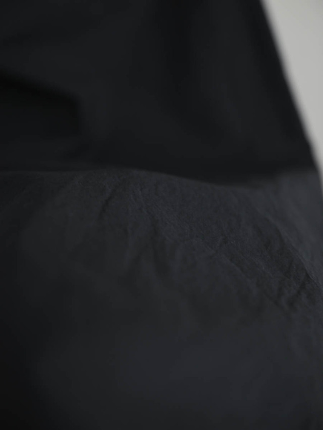 Veritecoeur ヴェリテクール｜C/Nタックパンツ SUMIBLACK