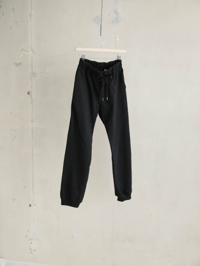 Veritecoeur ヴェリテクール / ユニセックススウェットパンツ BLACK 