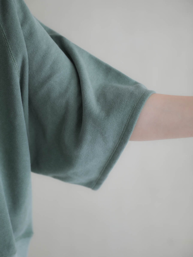 Veritecoeur ヴェリテクール｜ヴィンテージ裏毛PULL OVER GREEN